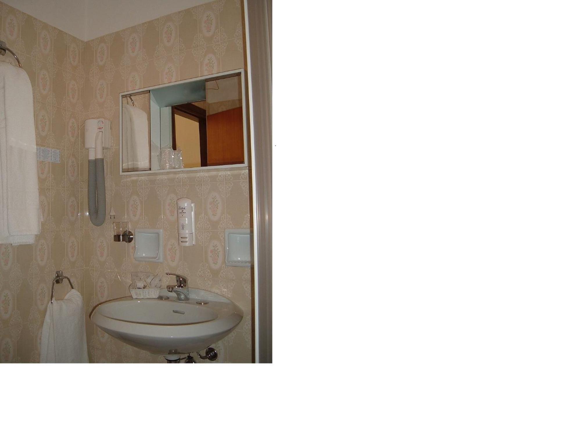 Albergo Pineta Gerola Alta Rum bild