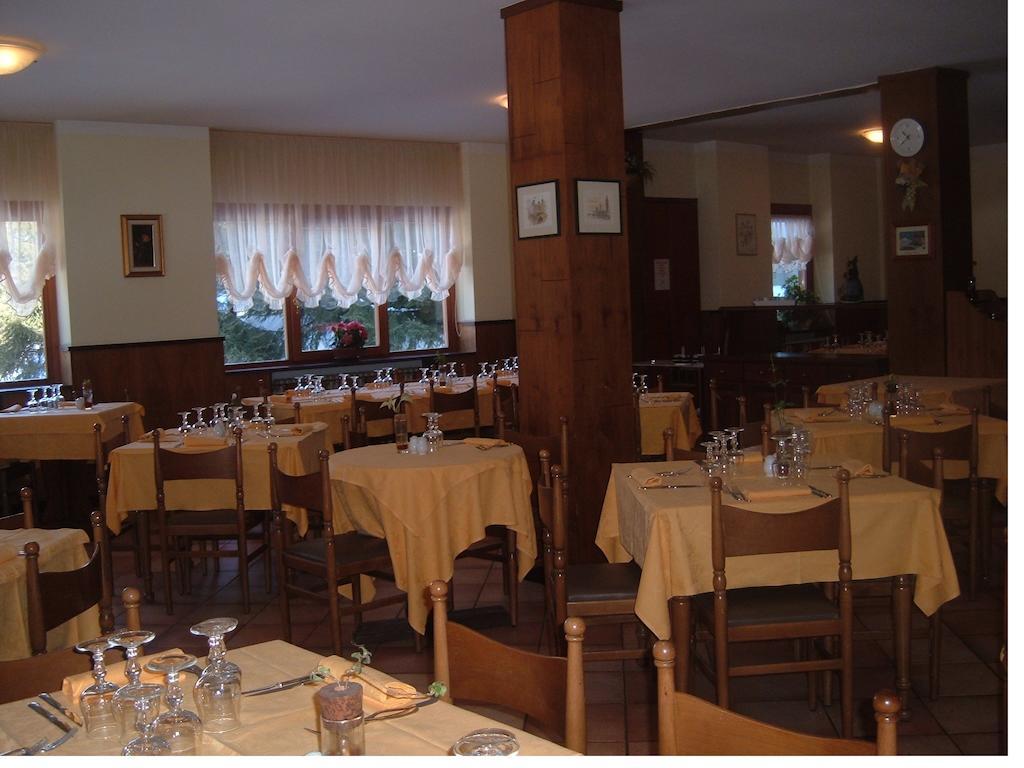 Albergo Pineta Gerola Alta Exteriör bild