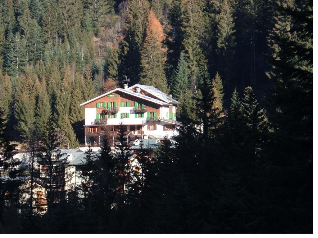 Albergo Pineta Gerola Alta Exteriör bild